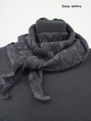 Invero mini scarf Daisy - 100% Schurwolle (Merino extra fein)