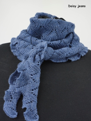 Invero mini scarf Daisy - 100% Schurwolle (Merino extra fein)