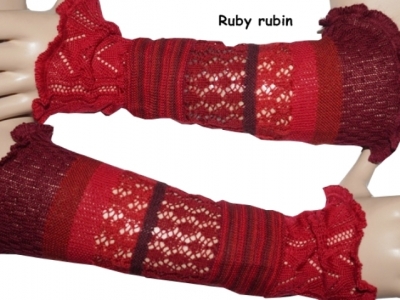 Invero Stulpen RUBY - 100% Schurwolle (Merino extra fein)