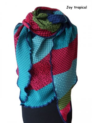 invero Dreiecktuch JOY - 100% Schurwolle (Merino extra fein)
