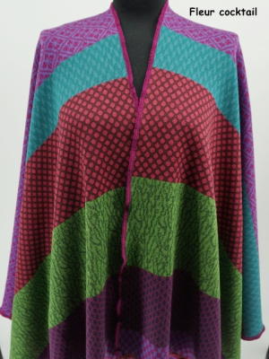 Invero Cape Fleur - 100% Schurwolle (Merino extra fein)